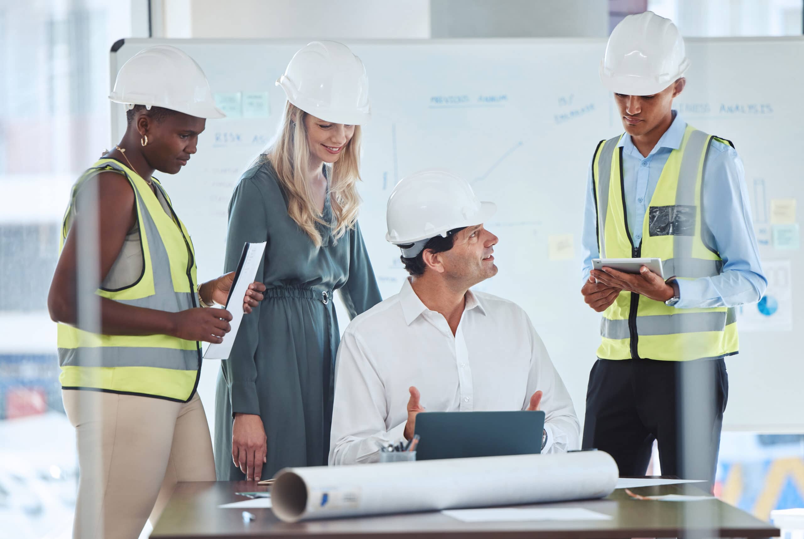 Construction workforce using Salesforce mobile technology by Ptechpartners